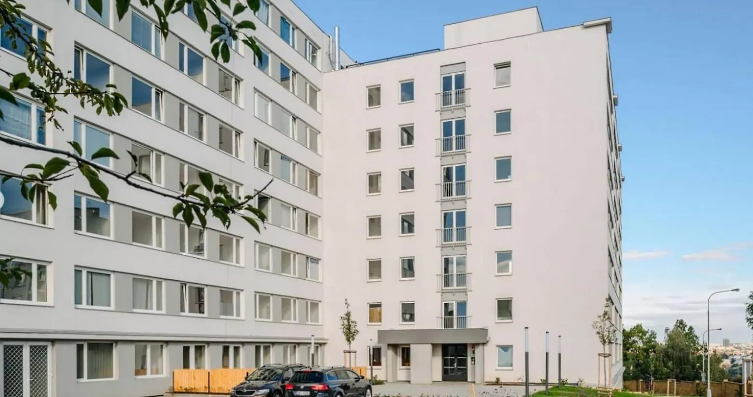 Apartment Live-Inn Prague 1 Bdr City View Suite For 1-4 Guests, 20 Mins To Center, Lift, Gym, Reception, Parking, Roof Terrace, Game & Party Czech Republic