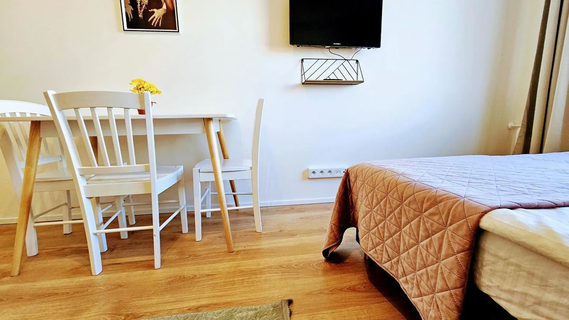Live-Inn Prague 1 Bdr City View Suite For 1-4 Guests, 20 Mins To Center, Lift, Gym, Reception, Parking, Roof Terrace, Game & Party Czech Republic