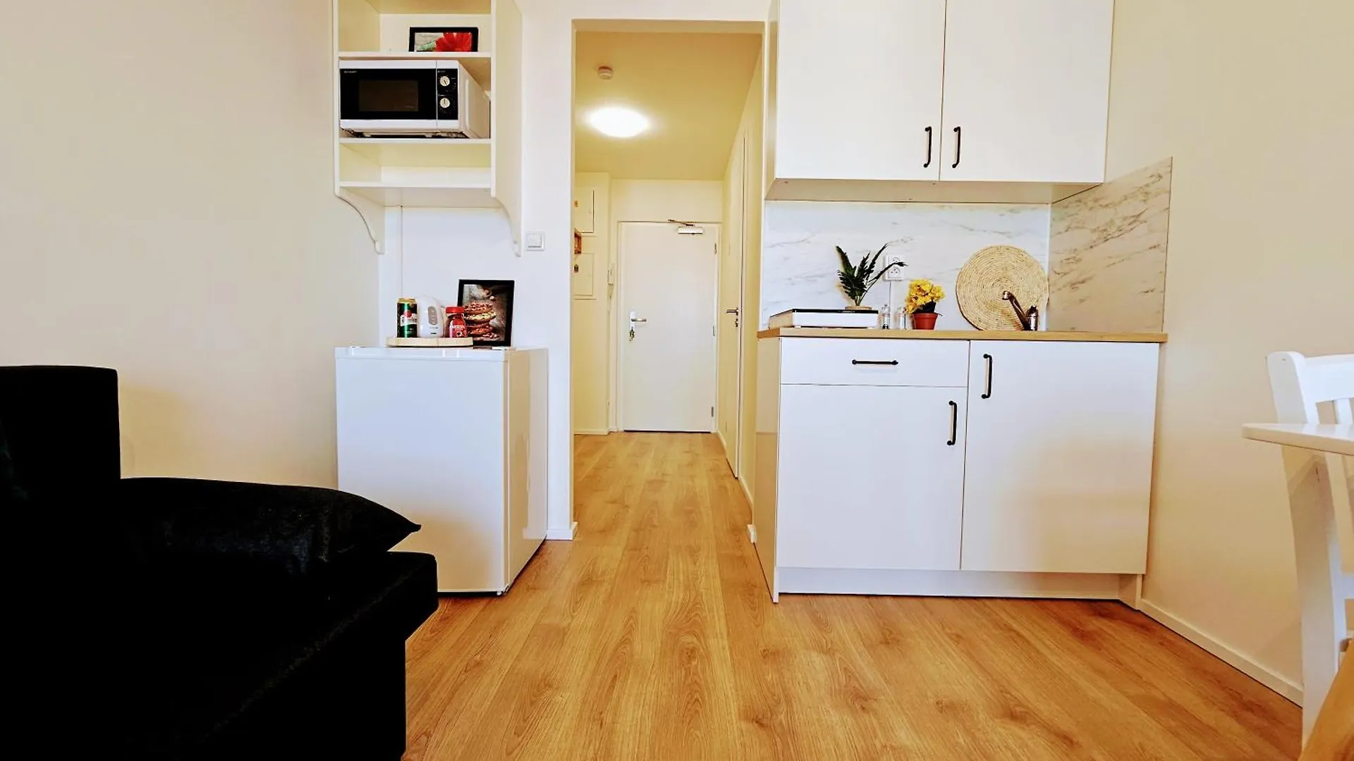 Live-Inn Prague 1 Bdr City View Suite For 1-4 Guests, 20 Mins To Center, Lift, Gym, Reception, Parking, Roof Terrace, Game & Party 0*,  Czech Republic