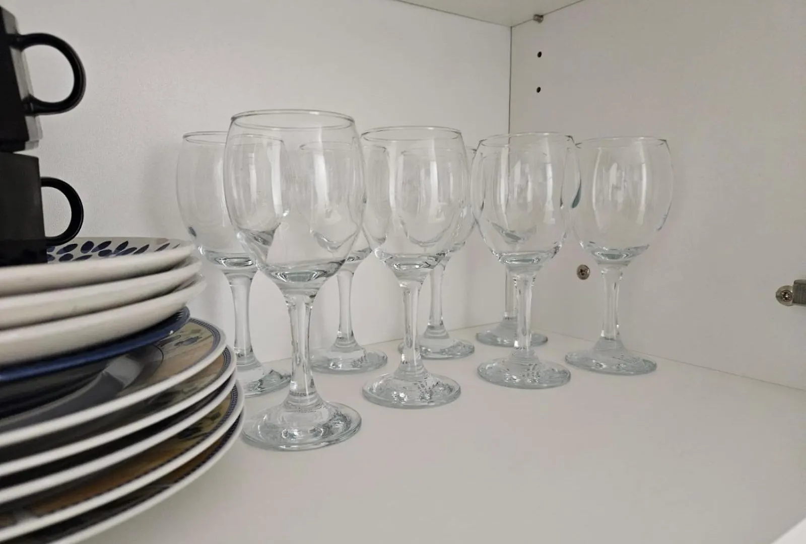 Apartment Live-Inn Prague 1 Bdr City View Suite For 1-4 Guests, 20 Mins To Center, Lift, Gym, Reception, Parking, Roof Terrace, Game & Party