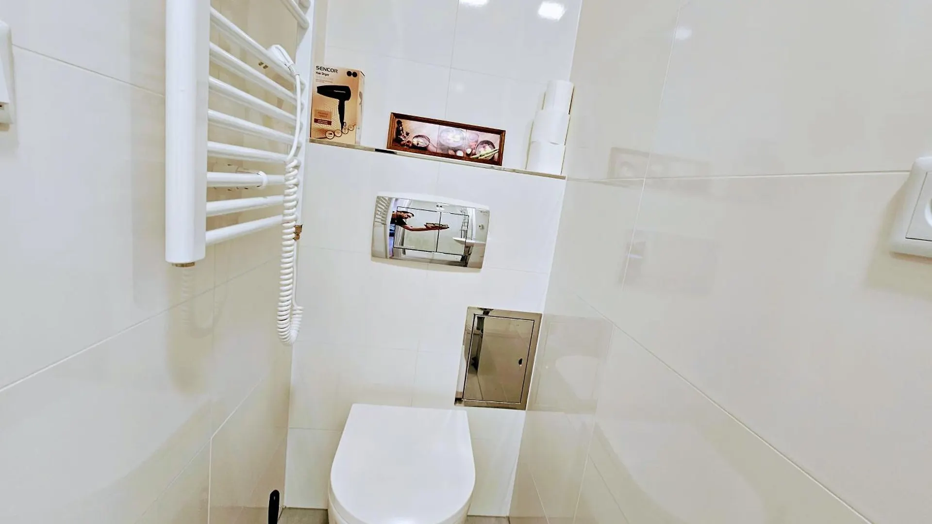 Live-Inn Prague 1 Bdr City View Suite For 1-4 Guests, 20 Mins To Center, Lift, Gym, Reception, Parking, Roof Terrace, Game & Party Czech Republic