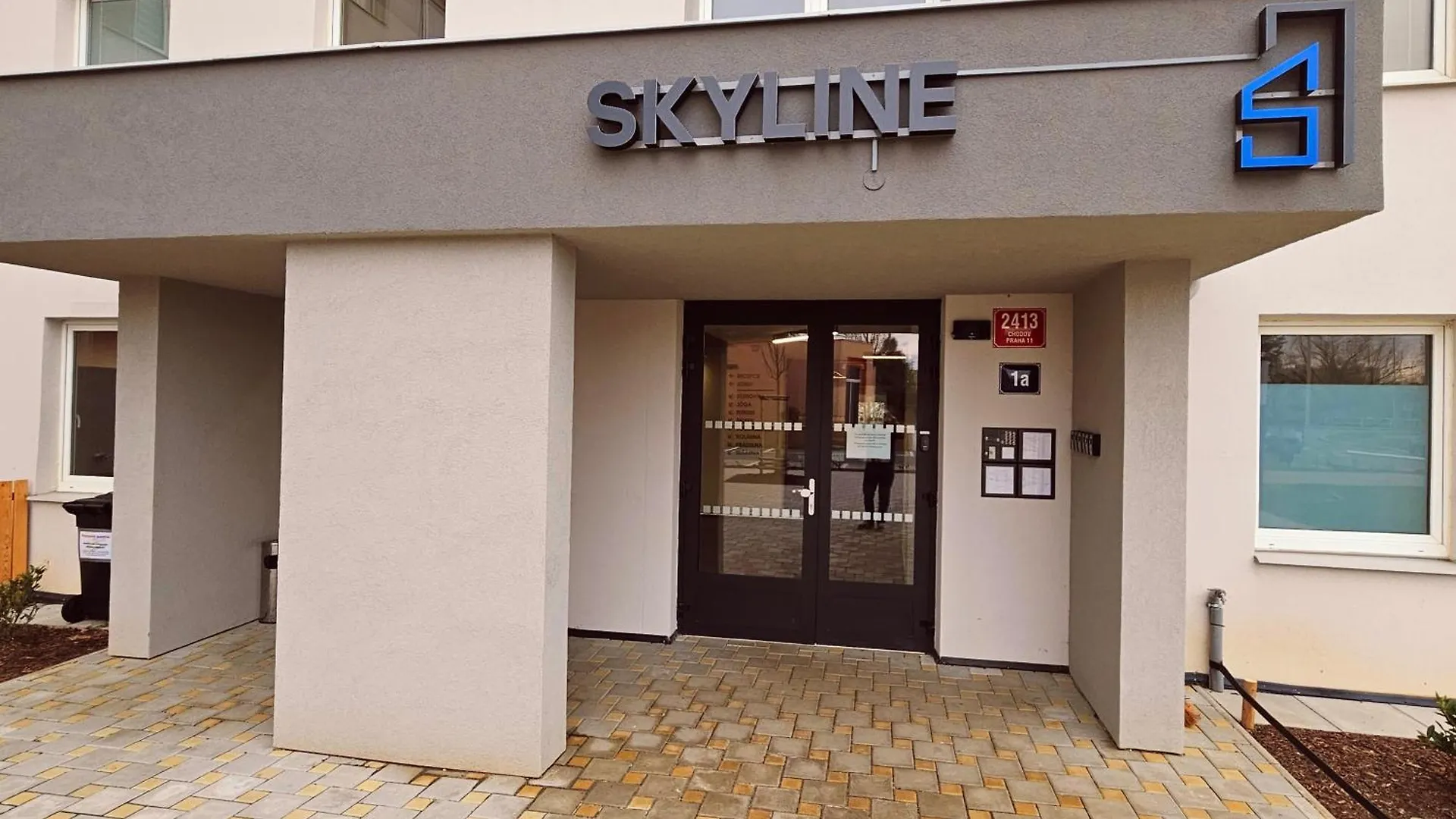 Live-Inn Prague 1 Bdr City View Suite For 1-4 Guests, 20 Mins To Center, Lift, Gym, Reception, Parking, Roof Terrace, Game & Party Czech Republic